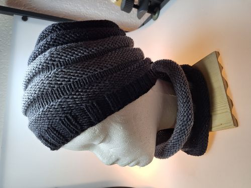 Mütze 100% Schurwolle merino+ color, schwarz-grau