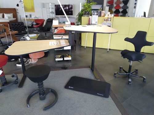 Aeris Active Office Desk, Holzoptik Eiche,Gestell Schwarz Stehtisch Rechts